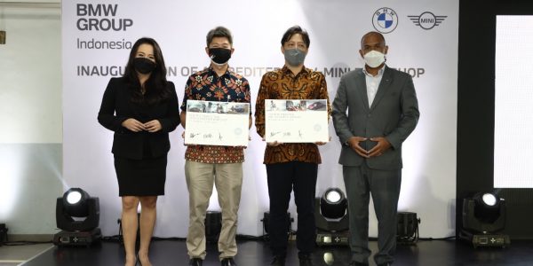 BMW Autoglad-TandaTangan-2