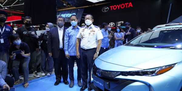 Launching Bluebird-Toyota PHEV