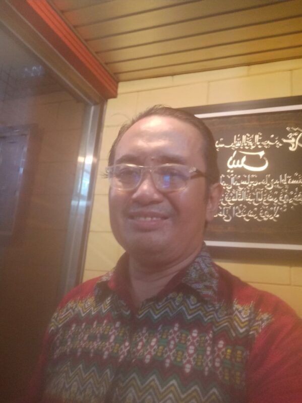 Screenshot_20230327-221943_WhatsApp