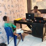 foto Istri Sah Pelaku buat Laporan di Polsek Wasile foto Istri Sah Pelaku buat Laporan di Polsek Wasile