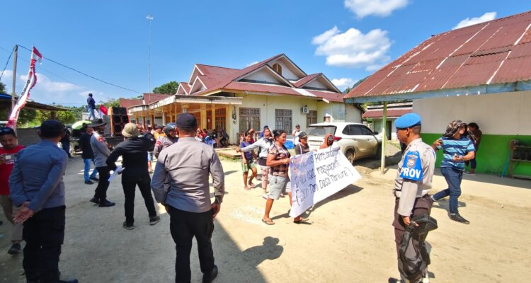 Dokumtasi Aksi Sejumlah Pemuda Dokumtasi Aksi Sejumlah Pemuda
