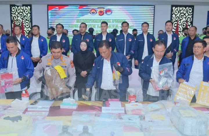 facebook 1763879166470 7398245443443447817