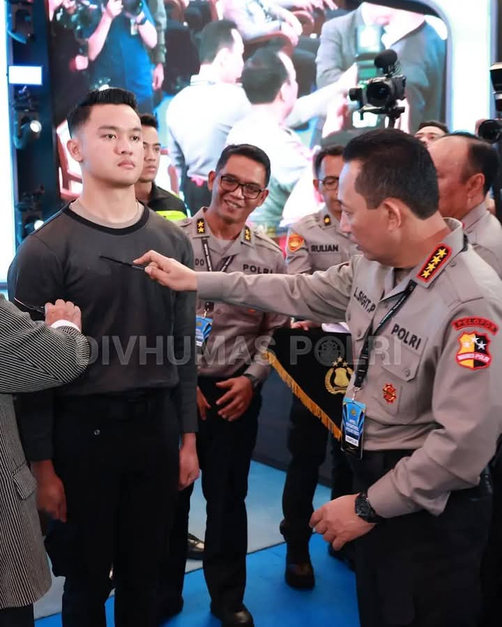 facebook 1764130321964 7399298865938764615 facebook 1764130321964 7399298865938764615