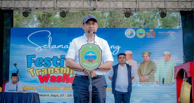 Sambutan Bupati Haltim Dalam Acara HUT Transmigrasi Wasile ke 43 2025