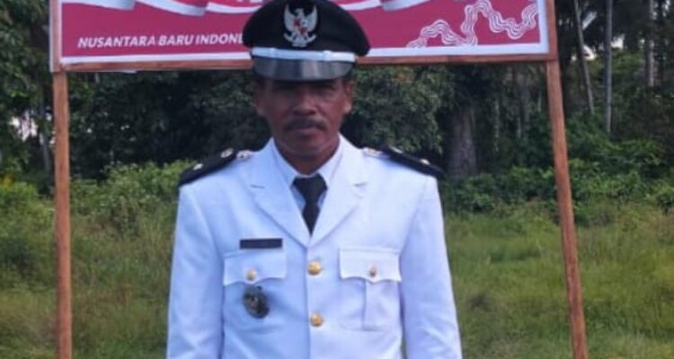 Kepala Desa Foli Tegaskan Transparansi APBDes: Dokumen Dibuka, Pembangunan Nyata Terlihat Kepala Desa Foli