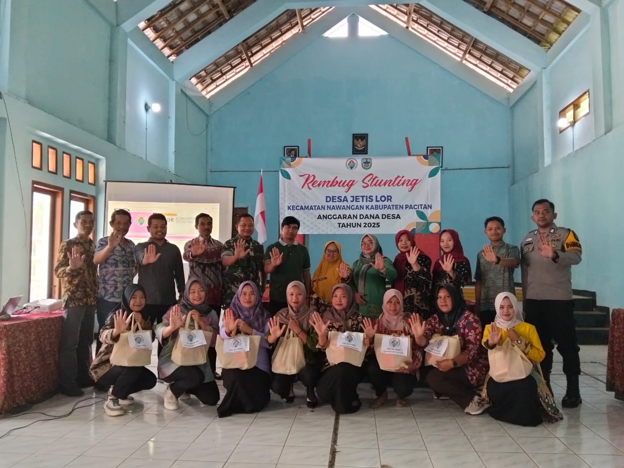 76d2105890f64c0fbd3e2f5b7d7b84d0