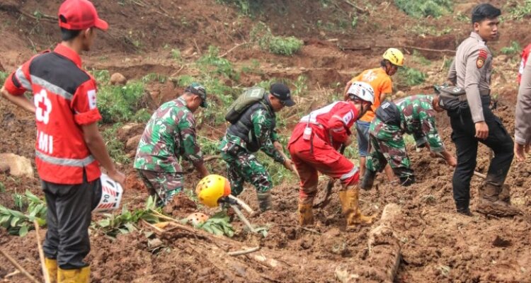 Sumber: https'//www.mediapatriot.co.id 2025 2012 12 09 10 04 27 317542.jpg Sumber: https'//www.mediapatriot.co.id 2025 2012 12 09 10 04 27 317542.jpg