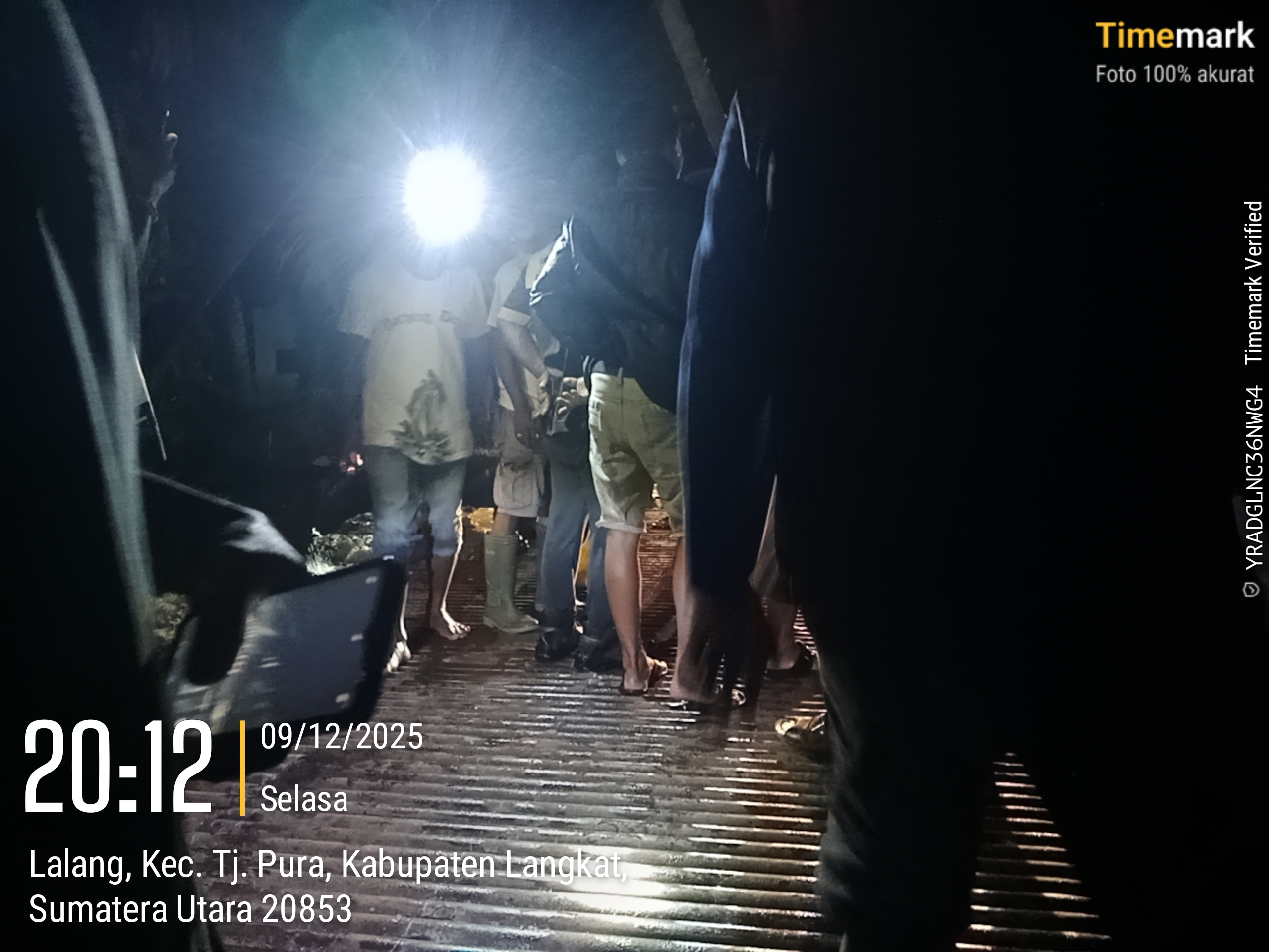 2025 12 09 20.12.12 2025 12 09 20.12.12